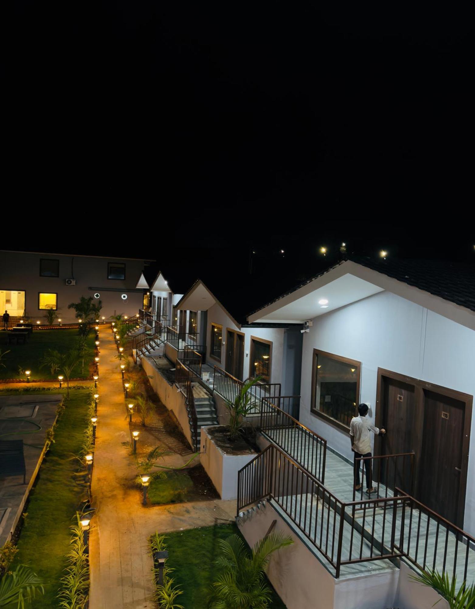 La Utopia Resort Арамболь Экстерьер фото